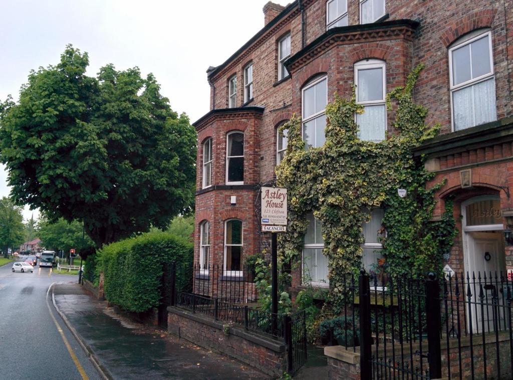 Astley House Hostel York Exterior foto